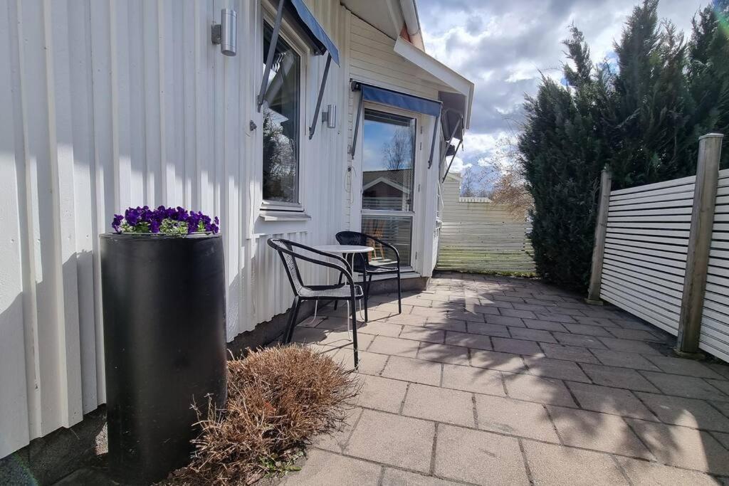 Trivsamt Parhus I Lugnt Omrade Inne I Tranas! المظهر الخارجي الصورة